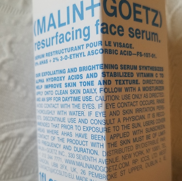 MALIN+GOETZ Resurfacing Face Serum - Picture 2 of 4